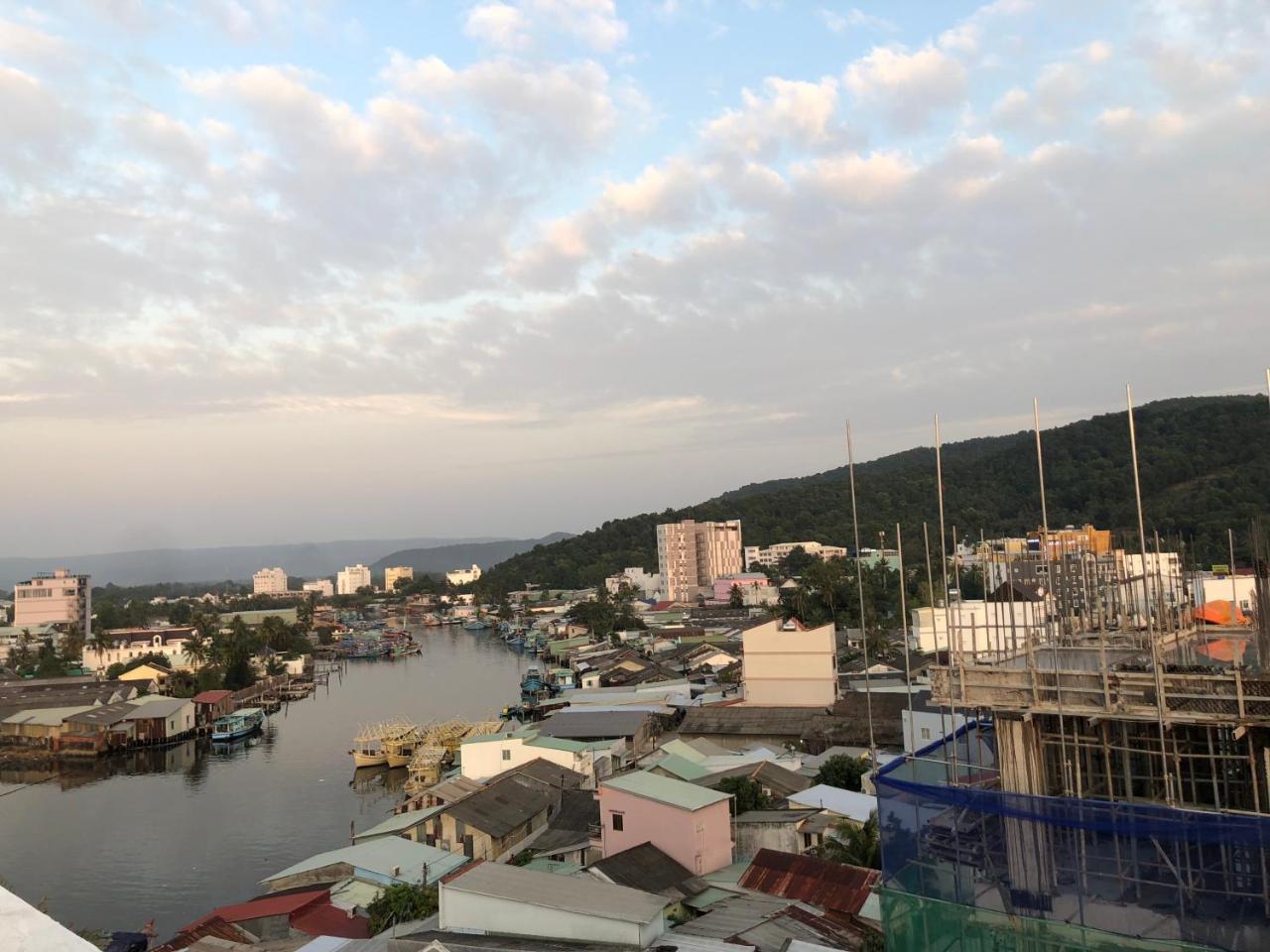 Khách sạn Tuyết Hiển Phu Quoc Esterno foto